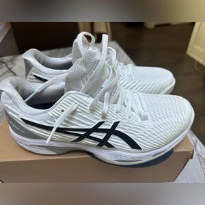 Men’s ASICS solution speed ff2 white tennis shoes